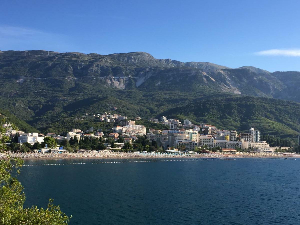 Ive Lole Ribara 38 Apartment Bečići Екстериор снимка