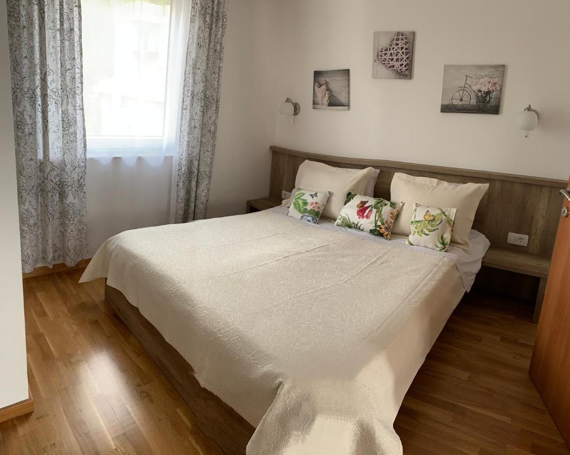 Ive Lole Ribara 38 Apartment Bečići Екстериор снимка